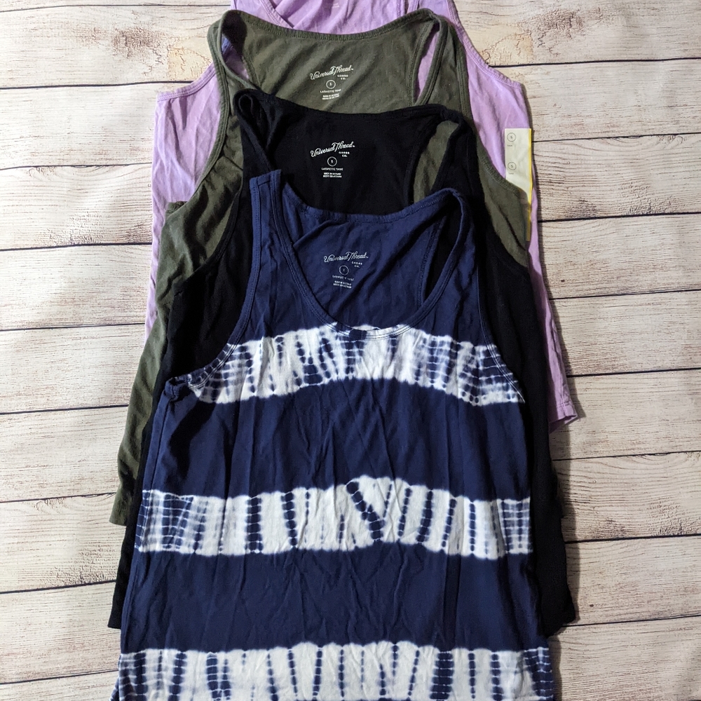Universal Thread Women's Lafayette Tank, Bundle of 4, Small